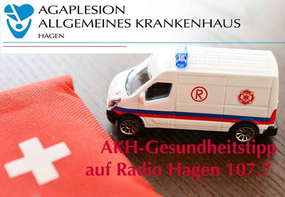 Symbolbild Notaufnahme mit Krankenwagen